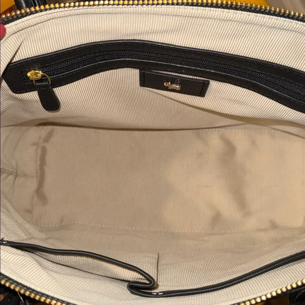 Radley London Farringdon Black Leather Tote w/ Dog Charm - Picture 8 of 9